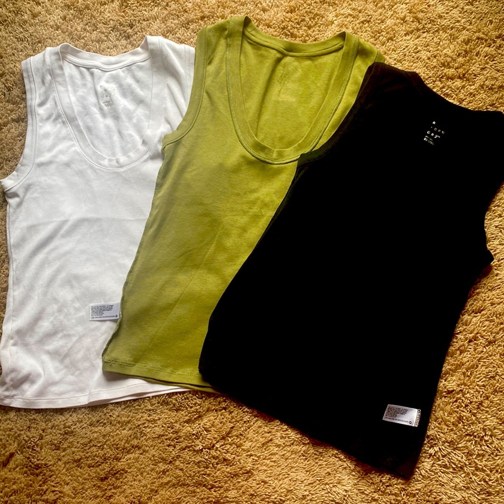 3 medium tanks